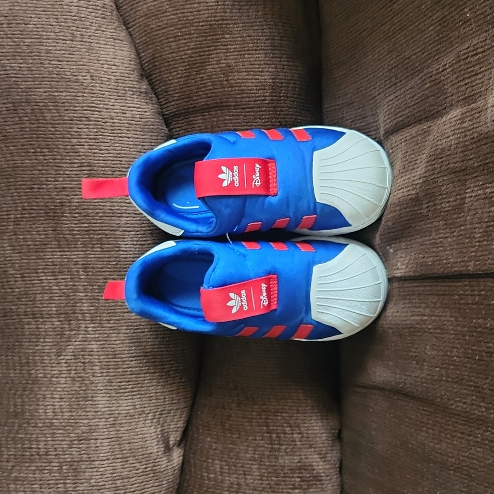 Adidas x Disney